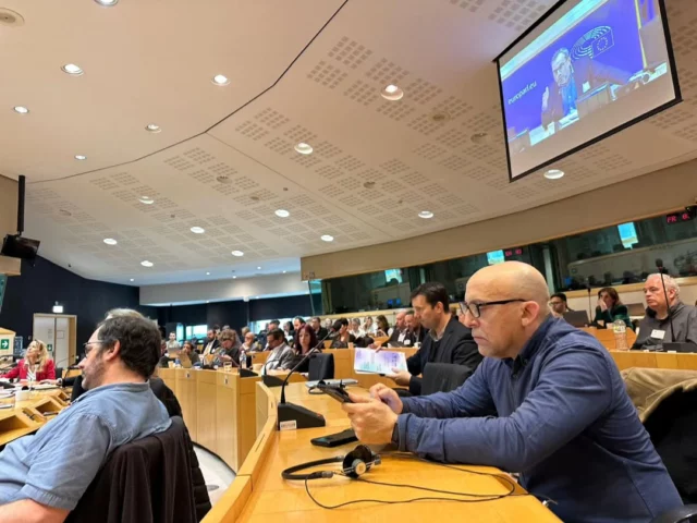 Damn this is not a drill #europarliament #ecsa #music #bruselas